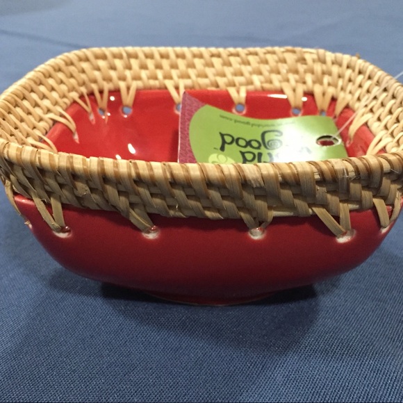 3 Decorative Ceramic Bowls by " World of Good" - Picture 5 of 10